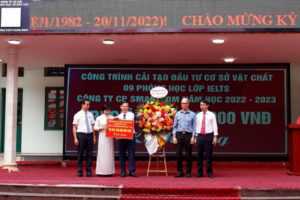Bàn giao phòng học IELTS tiêu chuẩn tại trường THPT Xuân Đỉnh